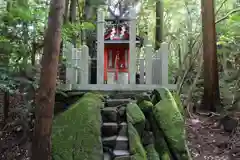 室生龍穴神社の末社