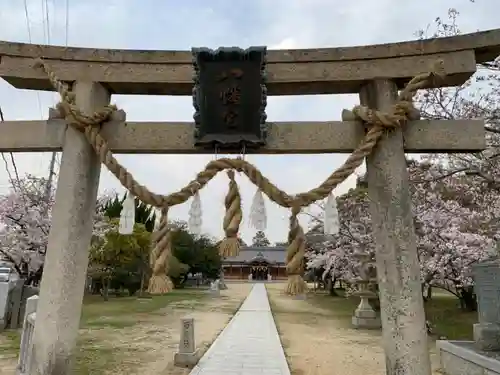 大窪八幡宮の鳥居