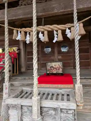 松澤神社の{uncategorized: "未分類", other: "その他", undefined: "問題あり", building: "その他建物", grave: "お墓", sacred_gate: "鳥居", guardian: "狛犬", statue: "像", buddha: "仏像", history: "歴史", nature: "自然", garden: "庭園", animal: "動物", pagoda: "塔", temizu: "手水舎", mountain_gate: "山門・神門", sanctuary: "本殿・本堂", subordinate: "末社・摂社", art: "芸術", scenery: "景色", jizo: "地蔵", ema: "絵馬", goshuin: "御朱印", omikuji: "おみくじ", items: "授与品その他", amulet: "お守り", goshuincho: "御朱印帳", eats: "食事", festival: "お祭り", votive_dance: "神楽", shichigosan: "七五三参", wedding: "結婚式", experience: "体験その他", initially: "初詣", around: "周辺", anti_infection: "感染症対策"}