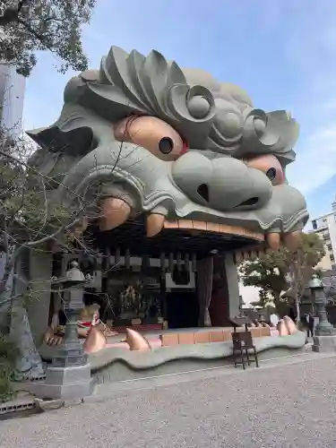 難波八阪神社の{uncategorized: "未分類", other: "その他", undefined: "問題あり", building: "その他建物", grave: "お墓", sacred_gate: "鳥居", guardian: "狛犬", statue: "像", buddha: "仏像", history: "歴史", nature: "自然", garden: "庭園", animal: "動物", pagoda: "塔", temizu: "手水舎", mountain_gate: "山門・神門", sanctuary: "本殿・本堂", subordinate: "末社・摂社", art: "芸術", scenery: "景色", jizo: "地蔵", ema: "絵馬", goshuin: "御朱印", omikuji: "おみくじ", items: "授与品その他", amulet: "お守り", goshuincho: "御朱印帳", eats: "食事", festival: "お祭り", votive_dance: "神楽", shichigosan: "七五三参", wedding: "結婚式", experience: "体験その他", initially: "初詣", around: "周辺", anti_infection: "感染症対策"}