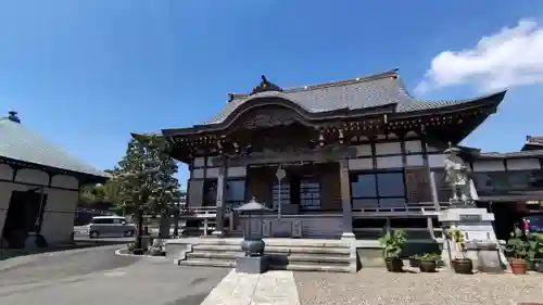 東漸寺の本殿・本堂