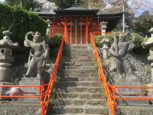 海岸山観音寺の像