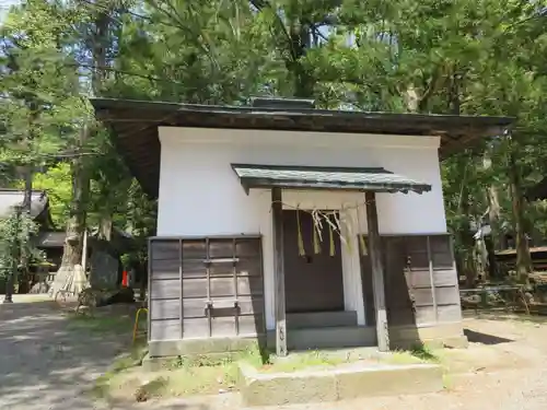 矢彦神社の建物その他