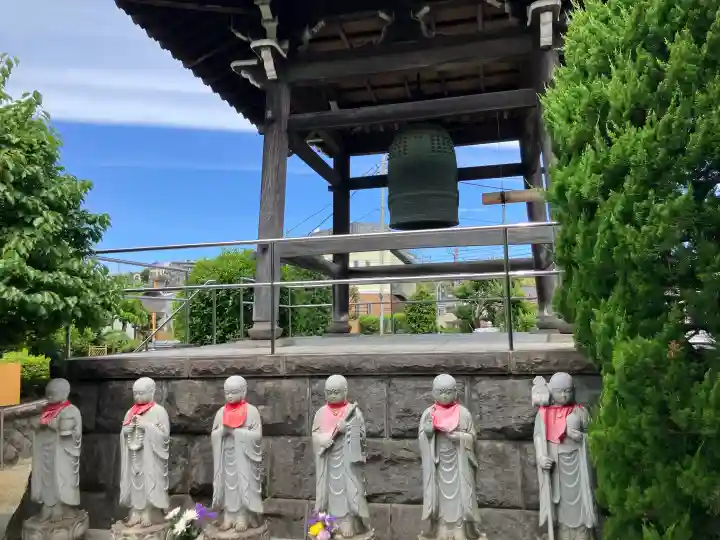 観音寺の{uncategorized: "未分類", other: "その他", undefined: "問題あり", building: "その他建物", grave: "お墓", sacred_gate: "鳥居", guardian: "狛犬", statue: "像", buddha: "仏像", history: "歴史", nature: "自然", garden: "庭園", animal: "動物", pagoda: "塔", temizu: "手水舎", mountain_gate: "山門・神門", sanctuary: "本殿・本堂", subordinate: "末社・摂社", art: "芸術", scenery: "景色", jizo: "地蔵", ema: "絵馬", goshuin: "御朱印", omikuji: "おみくじ", items: "授与品その他", amulet: "お守り", goshuincho: "御朱印帳", eats: "食事", festival: "お祭り", votive_dance: "神楽", shichigosan: "七五三参", wedding: "結婚式", experience: "体験その他", initially: "初詣", around: "周辺", anti_infection: "感染症対策"}