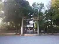 溝旗神社(肇國神社)の鳥居