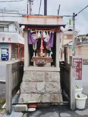 金比羅神社の{uncategorized: "未分類", other: "その他", undefined: "問題あり", building: "その他建物", grave: "お墓", sacred_gate: "鳥居", guardian: "狛犬", statue: "像", buddha: "仏像", history: "歴史", nature: "自然", garden: "庭園", animal: "動物", pagoda: "塔", temizu: "手水舎", mountain_gate: "山門・神門", sanctuary: "本殿・本堂", subordinate: "末社・摂社", art: "芸術", scenery: "景色", jizo: "地蔵", ema: "絵馬", goshuin: "御朱印", omikuji: "おみくじ", items: "授与品その他", amulet: "お守り", goshuincho: "御朱印帳", eats: "食事", festival: "お祭り", votive_dance: "神楽", shichigosan: "七五三参", wedding: "結婚式", experience: "体験その他", initially: "初詣", around: "周辺", anti_infection: "感染症対策"}