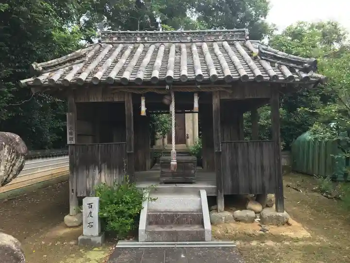 宝蔵院極楽寺の末社・摂社