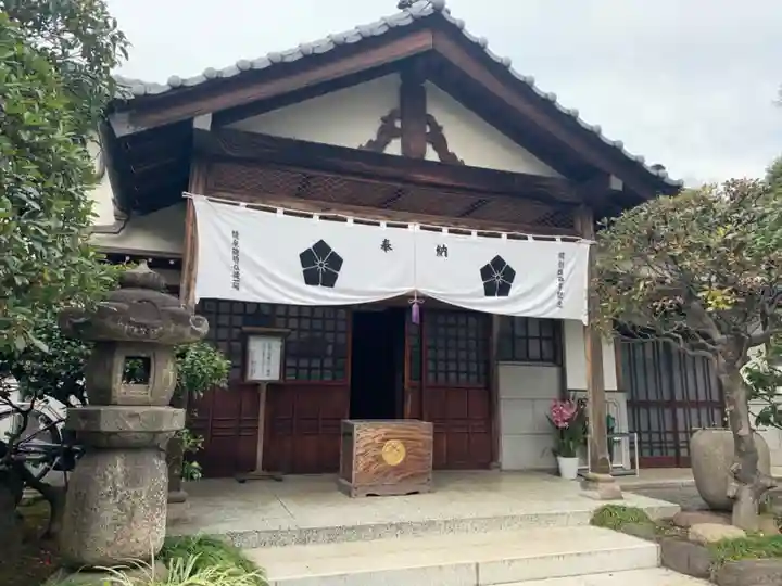 龍泉院の本殿・本堂