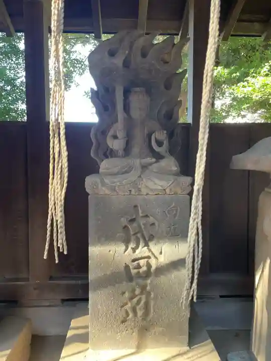 白髭神社の{uncategorized: "未分類", other: "その他", undefined: "問題あり", building: "その他建物", grave: "お墓", sacred_gate: "鳥居", guardian: "狛犬", statue: "像", buddha: "仏像", history: "歴史", nature: "自然", garden: "庭園", animal: "動物", pagoda: "塔", temizu: "手水舎", mountain_gate: "山門・神門", sanctuary: "本殿・本堂", subordinate: "末社・摂社", art: "芸術", scenery: "景色", jizo: "地蔵", ema: "絵馬", goshuin: "御朱印", omikuji: "おみくじ", items: "授与品その他", amulet: "お守り", goshuincho: "御朱印帳", eats: "食事", festival: "お祭り", votive_dance: "神楽", shichigosan: "七五三参", wedding: "結婚式", experience: "体験その他", initially: "初詣", around: "周辺", anti_infection: "感染症対策"}