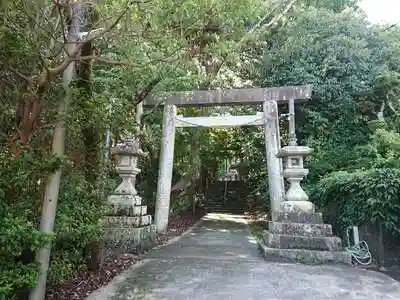 上野神社の鳥居