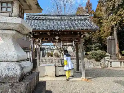 八幡神社の手水舎