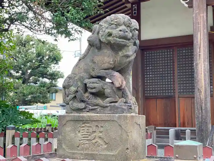 鵜ノ木八幡神社の狛犬