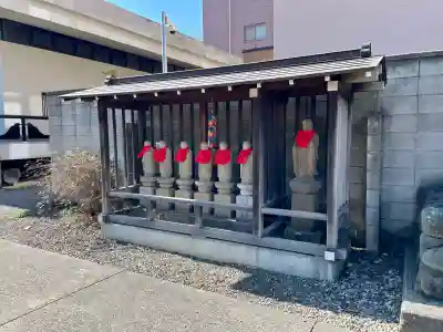 円福寺の{uncategorized: "未分類", other: "その他", undefined: "問題あり", building: "その他建物", grave: "お墓", sacred_gate: "鳥居", guardian: "狛犬", statue: "像", buddha: "仏像", history: "歴史", nature: "自然", garden: "庭園", animal: "動物", pagoda: "塔", temizu: "手水舎", mountain_gate: "山門・神門", sanctuary: "本殿・本堂", subordinate: "末社・摂社", art: "芸術", scenery: "景色", jizo: "地蔵", ema: "絵馬", goshuin: "御朱印", omikuji: "おみくじ", items: "授与品その他", amulet: "お守り", goshuincho: "御朱印帳", eats: "食事", festival: "お祭り", votive_dance: "神楽", shichigosan: "七五三参", wedding: "結婚式", experience: "体験その他", initially: "初詣", around: "周辺", anti_infection: "感染症対策"}