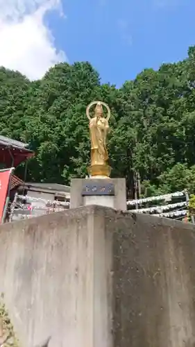 出世観音 養老山　立國寺の仏像