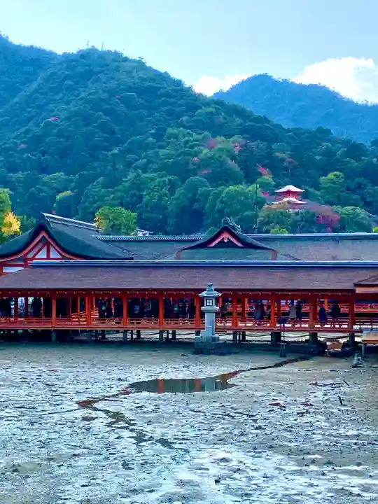 厳島神社(広島県)