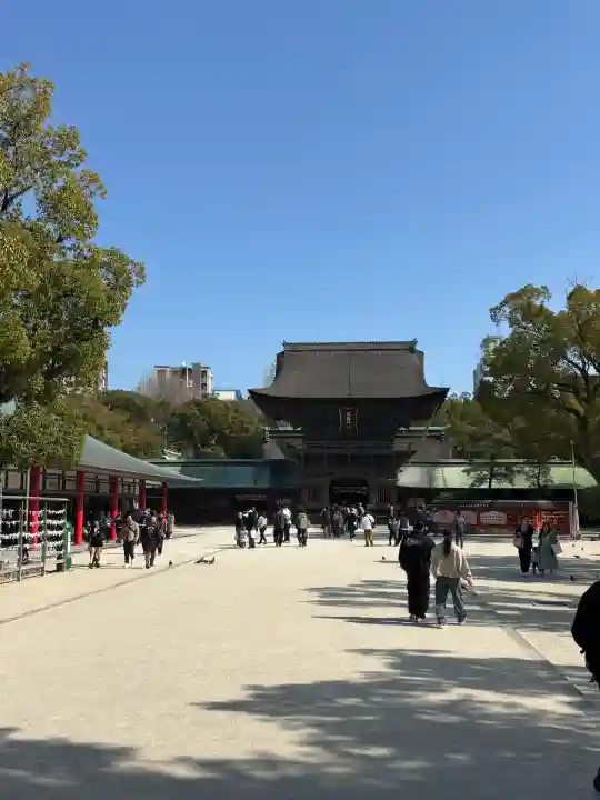 筥崎宮の{uncategorized: "未分類", other: "その他", undefined: "問題あり", building: "その他建物", grave: "お墓", sacred_gate: "鳥居", guardian: "狛犬", statue: "像", buddha: "仏像", history: "歴史", nature: "自然", garden: "庭園", animal: "動物", pagoda: "塔", temizu: "手水舎", mountain_gate: "山門・神門", sanctuary: "本殿・本堂", subordinate: "末社・摂社", art: "芸術", scenery: "景色", jizo: "地蔵", ema: "絵馬", goshuin: "御朱印", omikuji: "おみくじ", items: "授与品その他", amulet: "お守り", goshuincho: "御朱印帳", eats: "食事", festival: "お祭り", votive_dance: "神楽", shichigosan: "七五三参", wedding: "結婚式", experience: "体験その他", initially: "初詣", around: "周辺", anti_infection: "感染症対策"}