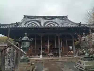 穴太寺の本殿・本堂