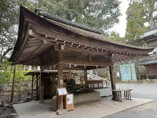 大神神社の{uncategorized: "未分類", other: "その他", undefined: "問題あり", building: "その他建物", grave: "お墓", sacred_gate: "鳥居", guardian: "狛犬", statue: "像", buddha: "仏像", history: "歴史", nature: "自然", garden: "庭園", animal: "動物", pagoda: "塔", temizu: "手水舎", mountain_gate: "山門・神門", sanctuary: "本殿・本堂", subordinate: "末社・摂社", art: "芸術", scenery: "景色", jizo: "地蔵", ema: "絵馬", goshuin: "御朱印", omikuji: "おみくじ", items: "授与品その他", amulet: "お守り", goshuincho: "御朱印帳", eats: "食事", festival: "お祭り", votive_dance: "神楽", shichigosan: "七五三参", wedding: "結婚式", experience: "体験その他", initially: "初詣", around: "周辺", anti_infection: "感染症対策"}