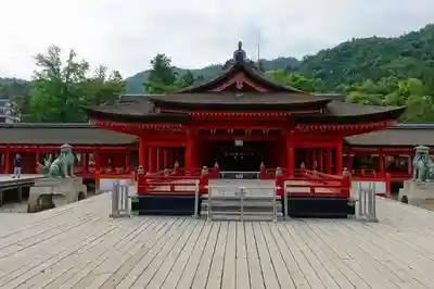 厳島神社の本殿・本堂