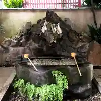 三崎稲荷神社の手水舎