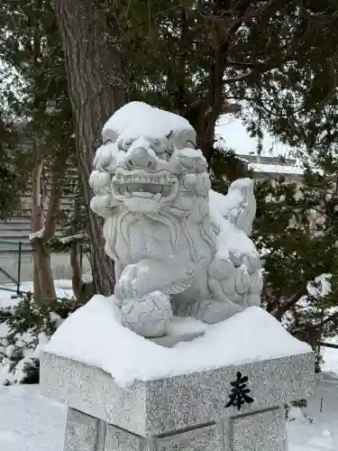 上磯八幡宮の{uncategorized: "未分類", other: "その他", undefined: "問題あり", building: "その他建物", grave: "お墓", sacred_gate: "鳥居", guardian: "狛犬", statue: "像", buddha: "仏像", history: "歴史", nature: "自然", garden: "庭園", animal: "動物", pagoda: "塔", temizu: "手水舎", mountain_gate: "山門・神門", sanctuary: "本殿・本堂", subordinate: "末社・摂社", art: "芸術", scenery: "景色", jizo: "地蔵", ema: "絵馬", goshuin: "御朱印", omikuji: "おみくじ", items: "授与品その他", amulet: "お守り", goshuincho: "御朱印帳", eats: "食事", festival: "お祭り", votive_dance: "神楽", shichigosan: "七五三参", wedding: "結婚式", experience: "体験その他", initially: "初詣", around: "周辺", anti_infection: "感染症対策"}