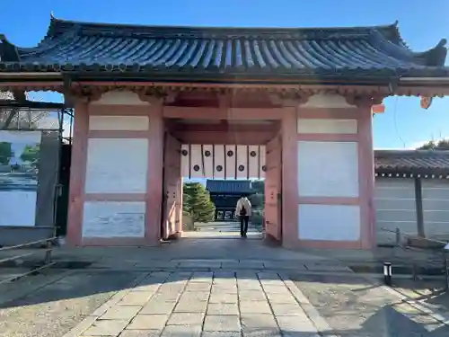 仁和寺の山門・神門
