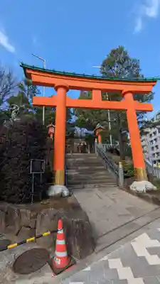 穴八幡宮の鳥居