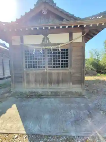 網戸神社の建物その他