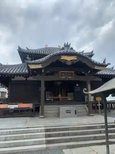 郷照寺の本殿