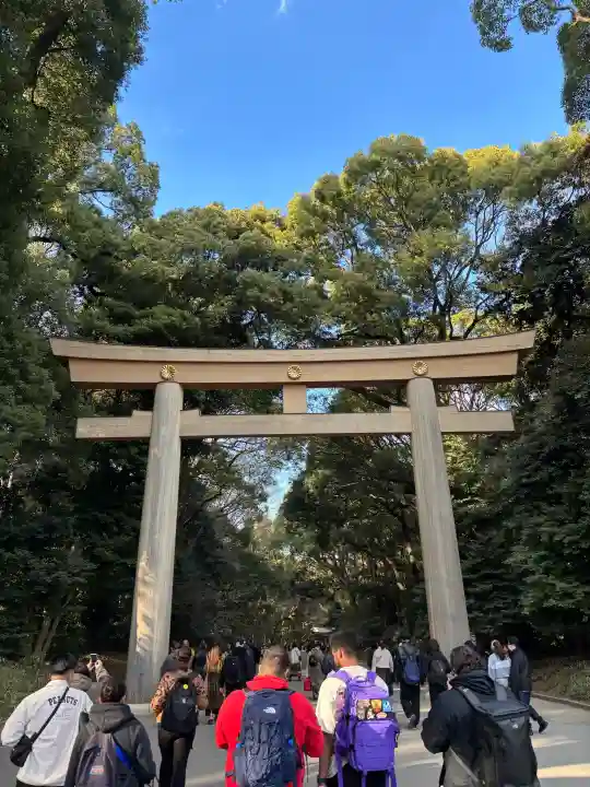 明治神宮の{uncategorized: "未分類", other: "その他", undefined: "問題あり", building: "その他建物", grave: "お墓", sacred_gate: "鳥居", guardian: "狛犬", statue: "像", buddha: "仏像", history: "歴史", nature: "自然", garden: "庭園", animal: "動物", pagoda: "塔", temizu: "手水舎", mountain_gate: "山門・神門", sanctuary: "本殿・本堂", subordinate: "末社・摂社", art: "芸術", scenery: "景色", jizo: "地蔵", ema: "絵馬", goshuin: "御朱印", omikuji: "おみくじ", items: "授与品その他", amulet: "お守り", goshuincho: "御朱印帳", eats: "食事", festival: "お祭り", votive_dance: "神楽", shichigosan: "七五三参", wedding: "結婚式", experience: "体験その他", initially: "初詣", around: "周辺", anti_infection: "感染症対策"}