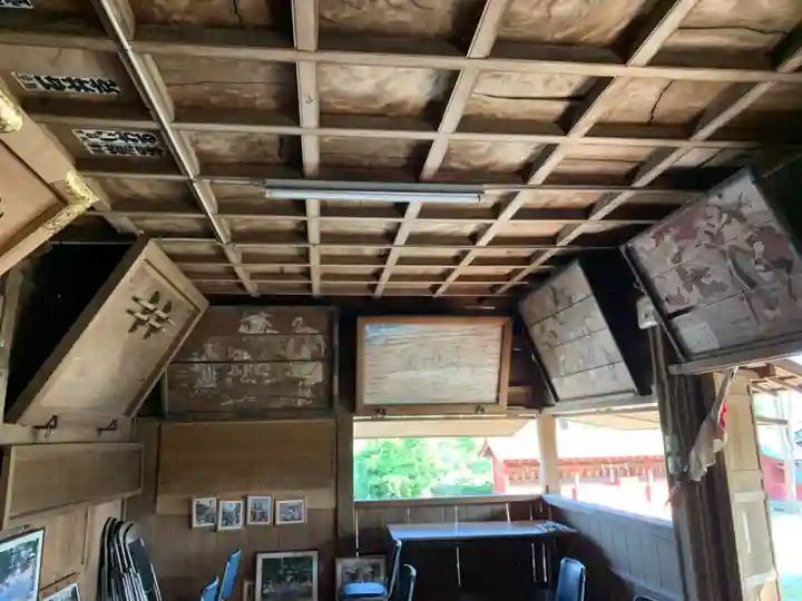 飽富神社の本殿・本堂