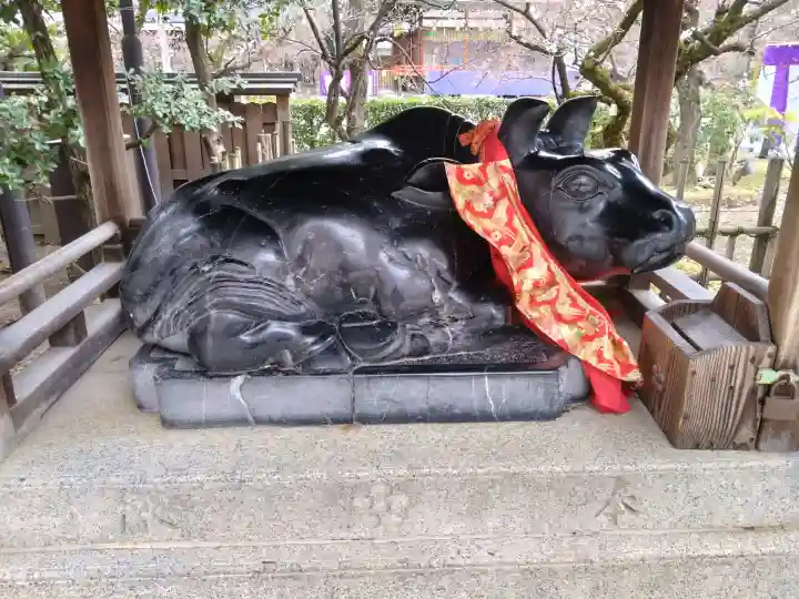 北野天満宮の{uncategorized: "未分類", other: "その他", undefined: "問題あり", building: "その他建物", grave: "お墓", sacred_gate: "鳥居", guardian: "狛犬", statue: "像", buddha: "仏像", history: "歴史", nature: "自然", garden: "庭園", animal: "動物", pagoda: "塔", temizu: "手水舎", mountain_gate: "山門・神門", sanctuary: "本殿・本堂", subordinate: "末社・摂社", art: "芸術", scenery: "景色", jizo: "地蔵", ema: "絵馬", goshuin: "御朱印", omikuji: "おみくじ", items: "授与品その他", amulet: "お守り", goshuincho: "御朱印帳", eats: "食事", festival: "お祭り", votive_dance: "神楽", shichigosan: "七五三参", wedding: "結婚式", experience: "体験その他", initially: "初詣", around: "周辺", anti_infection: "感染症対策"}