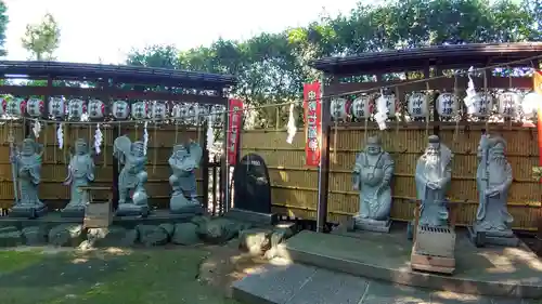 中野沼袋氷川神社の像