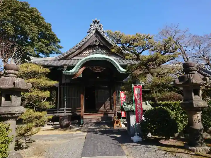 観音寺の本殿・本堂