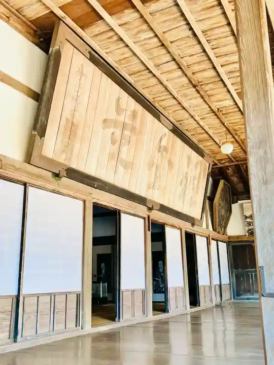 大雄寺の{uncategorized: "未分類", other: "その他", undefined: "問題あり", building: "その他建物", grave: "お墓", sacred_gate: "鳥居", guardian: "狛犬", statue: "像", buddha: "仏像", history: "歴史", nature: "自然", garden: "庭園", animal: "動物", pagoda: "塔", temizu: "手水舎", mountain_gate: "山門・神門", sanctuary: "本殿・本堂", subordinate: "末社・摂社", art: "芸術", scenery: "景色", jizo: "地蔵", ema: "絵馬", goshuin: "御朱印", omikuji: "おみくじ", items: "授与品その他", amulet: "お守り", goshuincho: "御朱印帳", eats: "食事", festival: "お祭り", votive_dance: "神楽", shichigosan: "七五三参", wedding: "結婚式", experience: "体験その他", initially: "初詣", around: "周辺", anti_infection: "感染症対策"}