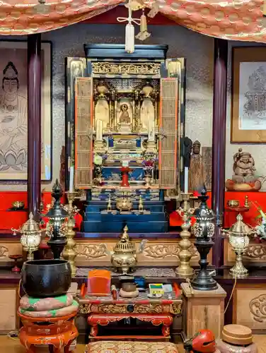 岩戸観音堂(北海道)