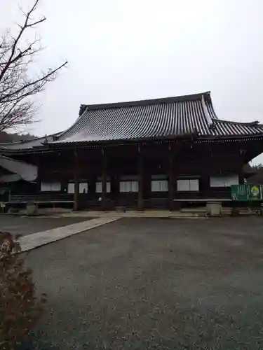 西教寺の本殿