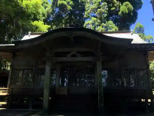 高畑年祢神社の本殿