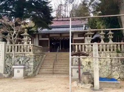岐尼神社の本殿・本堂