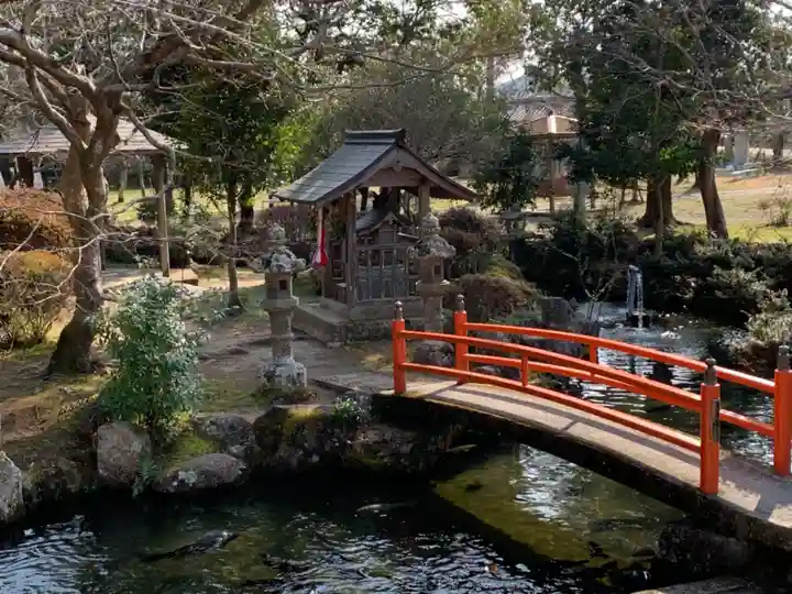 大歳金刀比羅神社の末社・摂社