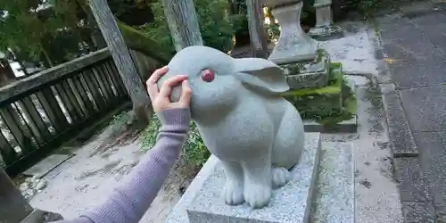 岡崎神社の狛犬