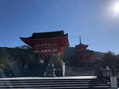 清水寺の山門・神門