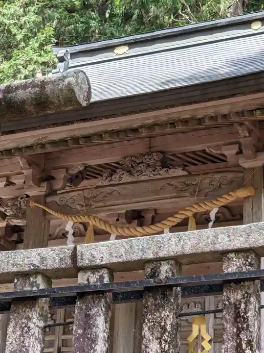 高賀神社の本殿・本堂