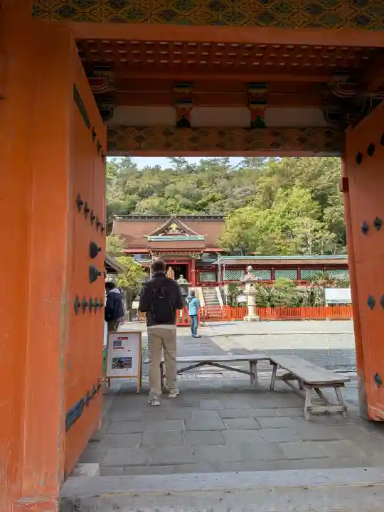 紀州東照宮の{uncategorized: "未分類", other: "その他", undefined: "問題あり", building: "その他建物", grave: "お墓", sacred_gate: "鳥居", guardian: "狛犬", statue: "像", buddha: "仏像", history: "歴史", nature: "自然", garden: "庭園", animal: "動物", pagoda: "塔", temizu: "手水舎", mountain_gate: "山門・神門", sanctuary: "本殿・本堂", subordinate: "末社・摂社", art: "芸術", scenery: "景色", jizo: "地蔵", ema: "絵馬", goshuin: "御朱印", omikuji: "おみくじ", items: "授与品その他", amulet: "お守り", goshuincho: "御朱印帳", eats: "食事", festival: "お祭り", votive_dance: "神楽", shichigosan: "七五三参", wedding: "結婚式", experience: "体験その他", initially: "初詣", around: "周辺", anti_infection: "感染症対策"}