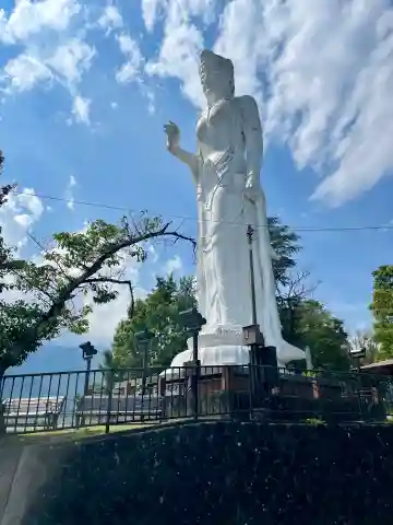 韮崎平和観音(山梨県)