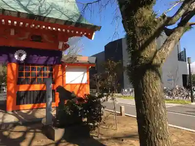 葛飾八幡宮の山門・神門