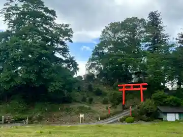 皇大神社の{uncategorized: "未分類", other: "その他", undefined: "問題あり", building: "その他建物", grave: "お墓", sacred_gate: "鳥居", guardian: "狛犬", statue: "像", buddha: "仏像", history: "歴史", nature: "自然", garden: "庭園", animal: "動物", pagoda: "塔", temizu: "手水舎", mountain_gate: "山門・神門", sanctuary: "本殿・本堂", subordinate: "末社・摂社", art: "芸術", scenery: "景色", jizo: "地蔵", ema: "絵馬", goshuin: "御朱印", omikuji: "おみくじ", items: "授与品その他", amulet: "お守り", goshuincho: "御朱印帳", eats: "食事", festival: "お祭り", votive_dance: "神楽", shichigosan: "七五三参", wedding: "結婚式", experience: "体験その他", initially: "初詣", around: "周辺", anti_infection: "感染症対策"}