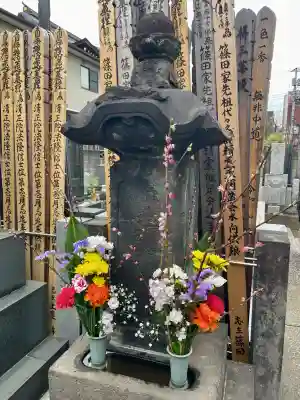 大正寺の{uncategorized: "未分類", other: "その他", undefined: "問題あり", building: "その他建物", grave: "お墓", sacred_gate: "鳥居", guardian: "狛犬", statue: "像", buddha: "仏像", history: "歴史", nature: "自然", garden: "庭園", animal: "動物", pagoda: "塔", temizu: "手水舎", mountain_gate: "山門・神門", sanctuary: "本殿・本堂", subordinate: "末社・摂社", art: "芸術", scenery: "景色", jizo: "地蔵", ema: "絵馬", goshuin: "御朱印", omikuji: "おみくじ", items: "授与品その他", amulet: "お守り", goshuincho: "御朱印帳", eats: "食事", festival: "お祭り", votive_dance: "神楽", shichigosan: "七五三参", wedding: "結婚式", experience: "体験その他", initially: "初詣", around: "周辺", anti_infection: "感染症対策"}