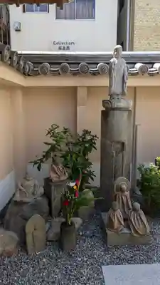 持明院(大阪府)
