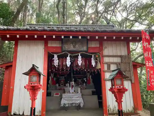 伊豫稲荷神社の末社